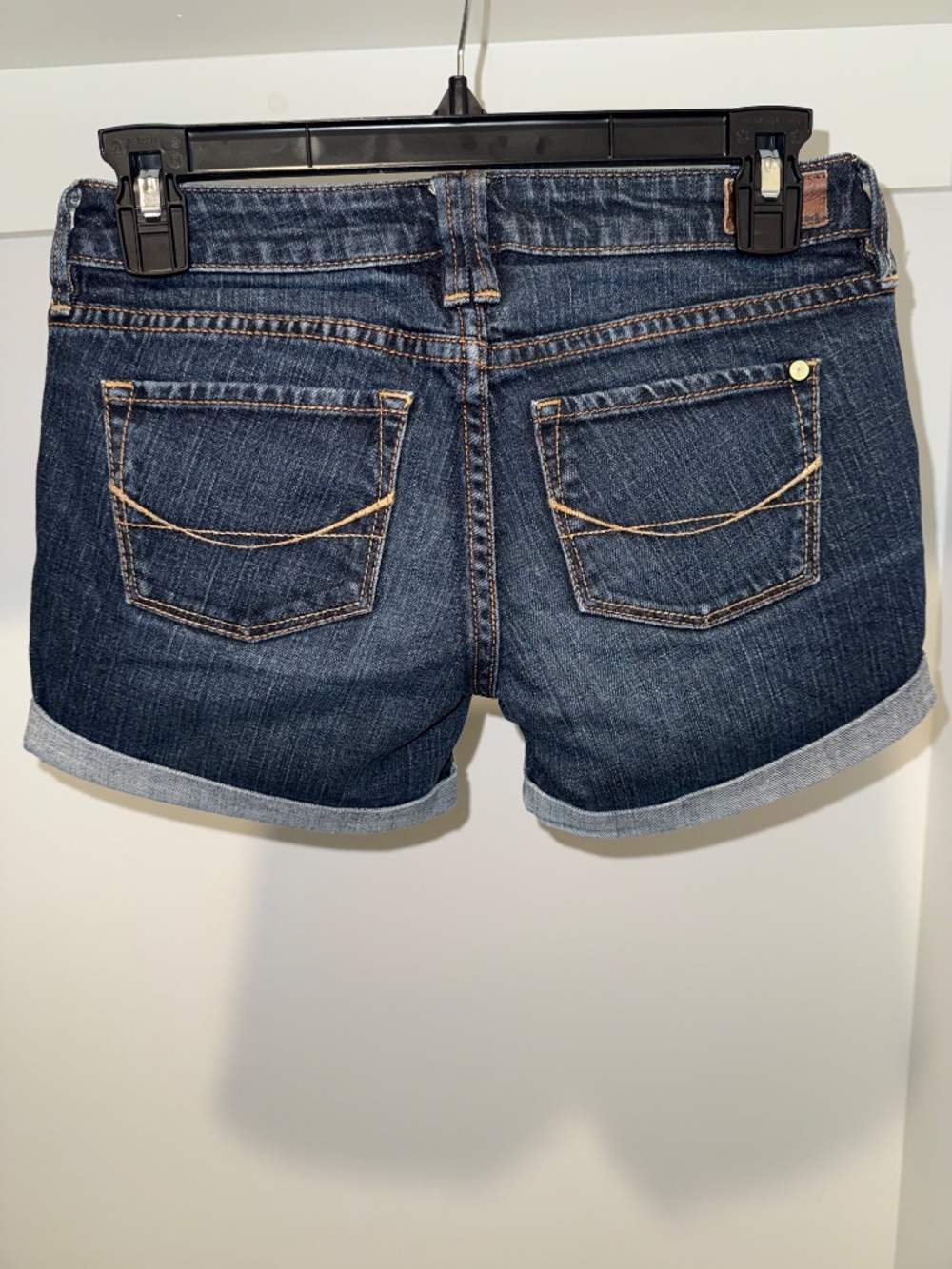Vintage Bullhead 99% Cotton Denim Shorts Size 1 Y2K Low Rise Cuffed Jean Shorts